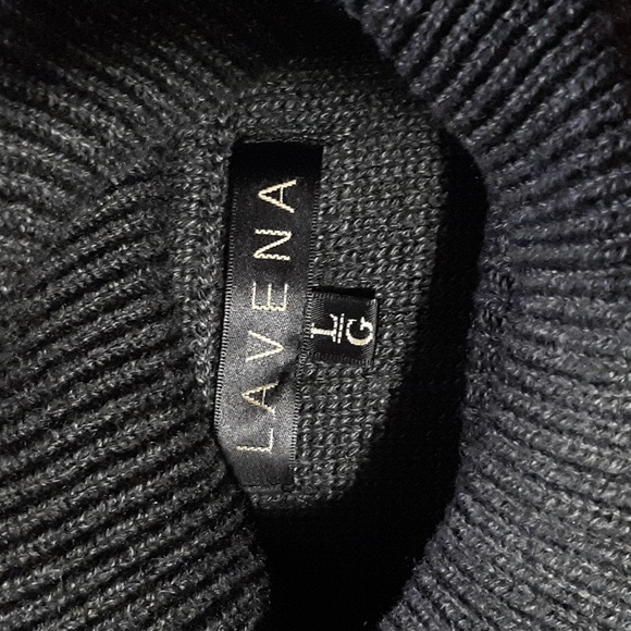 Lavena batwing turtleneck sweater. - Picture 3 of 3